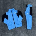 Спортен екип за момче с дълъг ръкав NK