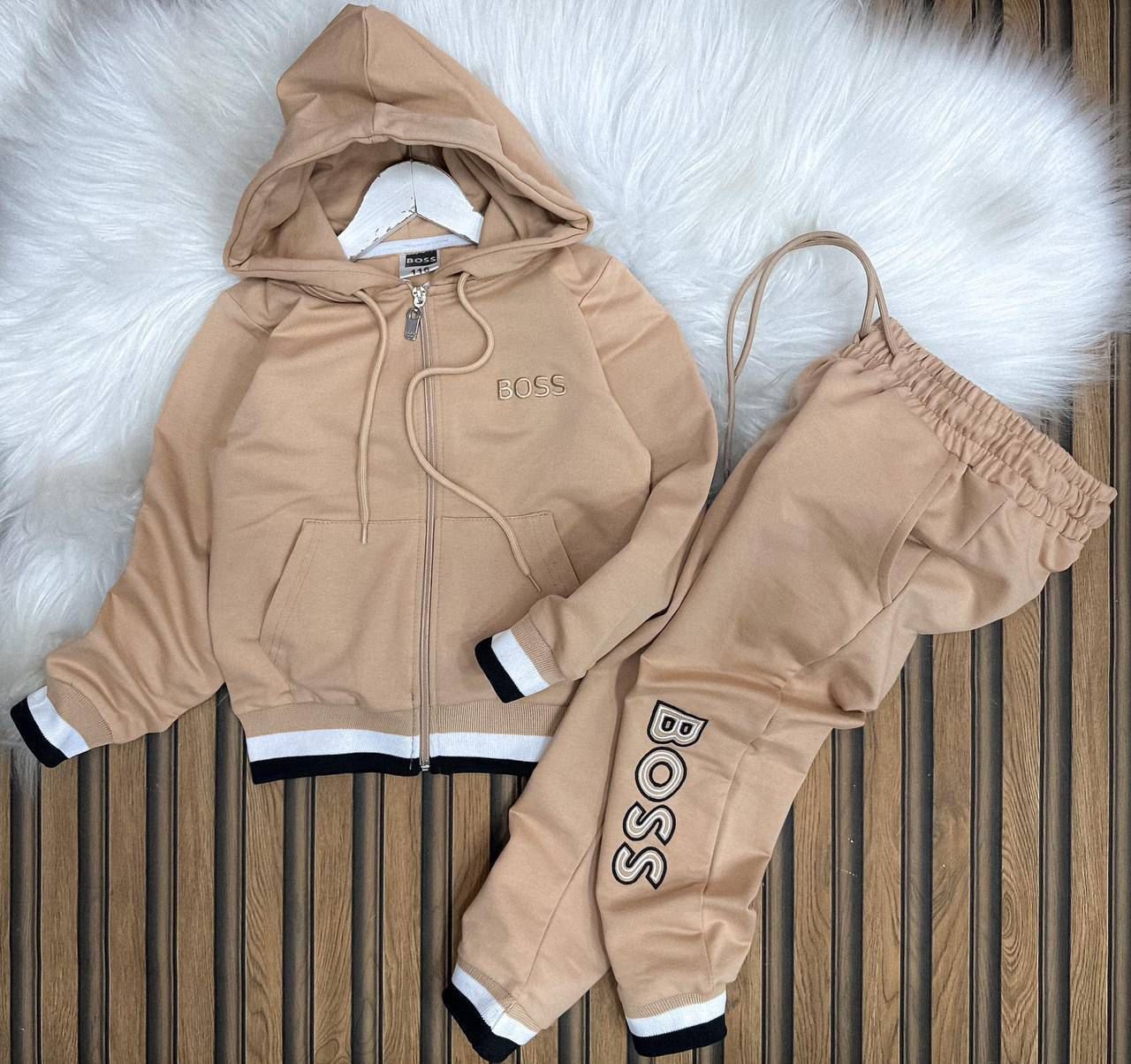 Спортен екип за момче с дълъг ръкав BSS